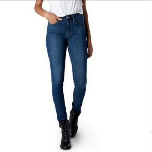 Levi's The Original Jean Midrise Skinny Women's 4 S Short Dark Wash Classic EUC - Picture 1 of 9